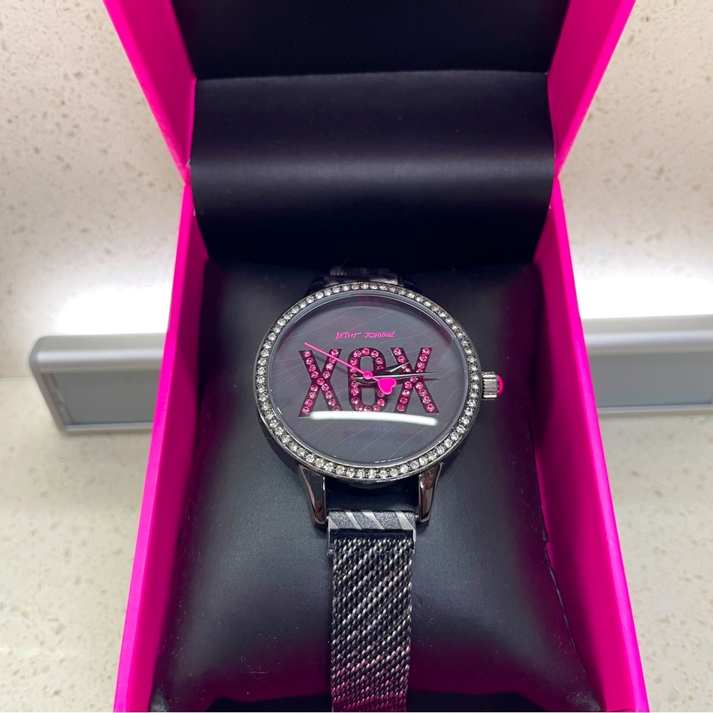 Betsey Johnson XOX Gunmetal Mesh Strap Watch Pink Rhinestone‎ Dial Crystal Bezel